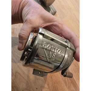 VTG Boston Champion Desk Pencil Sharpener Hand Crank and Mountable Pinch Feed